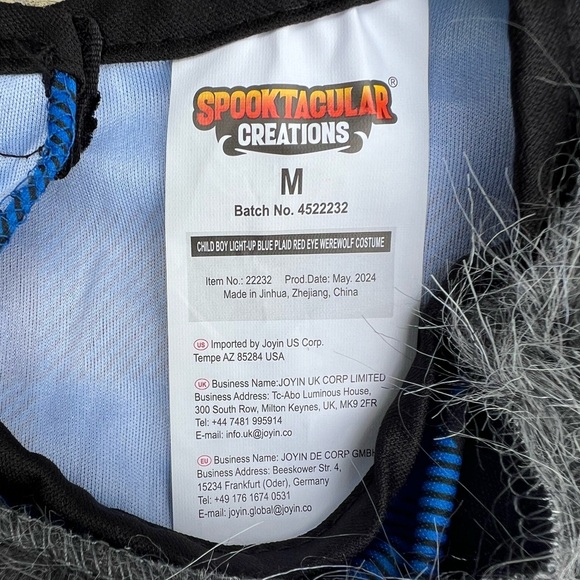 NWT kids Werewolf Costume glowing eyes Size Medium Halloween werewolf costume - Picture 10 of 13